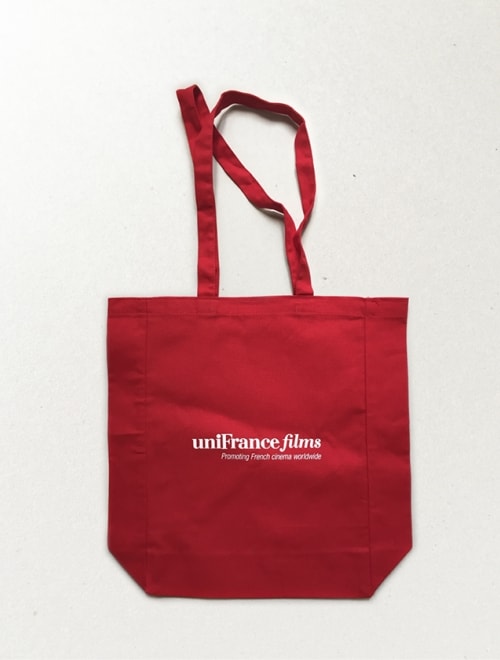 UNIFRANCE FILMS - Festival série de sacs 'French cinema? Almost a religion!'... : 2